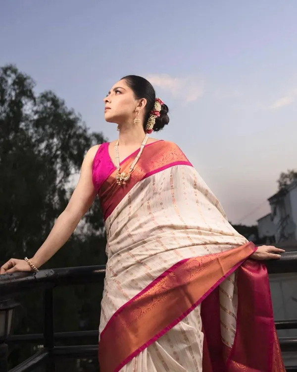 Pink_&_Peach_Banarasi_Silk_Traditional_Wear_Saree