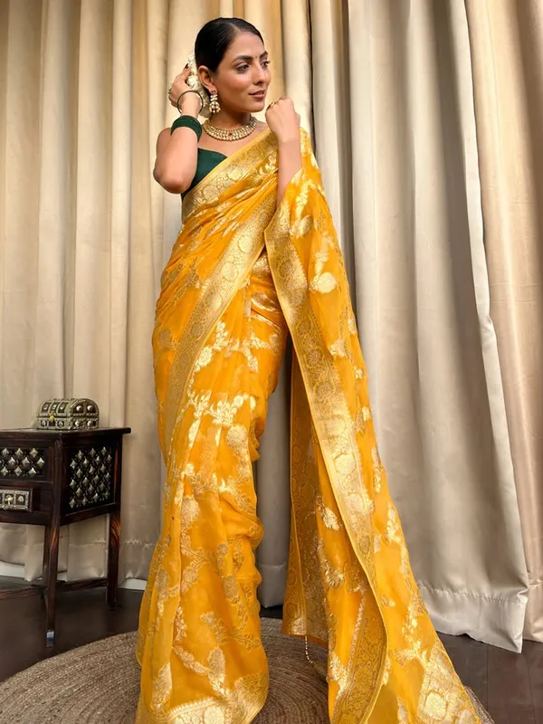 Yellow_Banarasi_Silk_Traditional_Wear_Saree