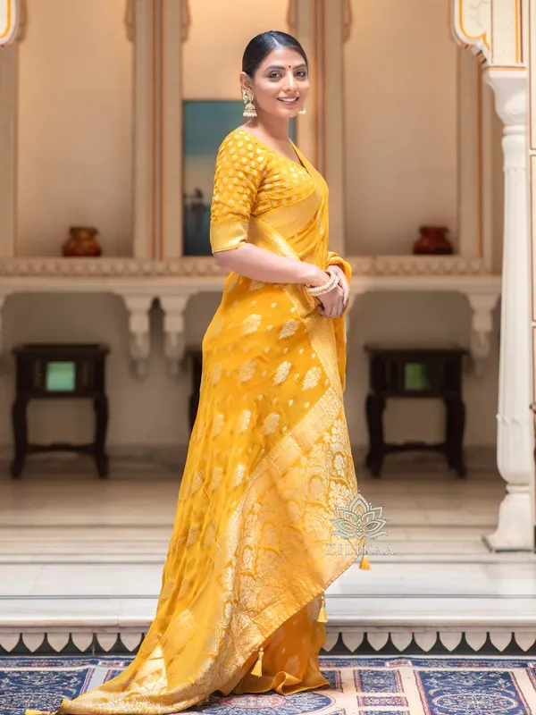 Yellow_Banarasi_Silk_Traditional_Wear_Saree