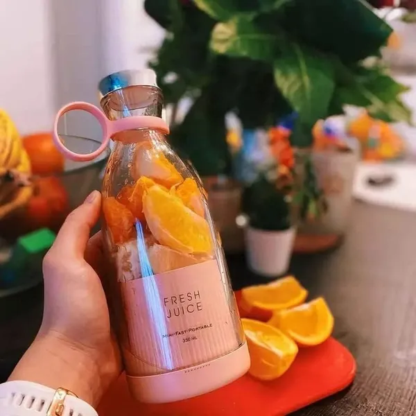 Multicolour_Usb_Jucer_Trending_Jucer_Rechargeable_Portable_Electric_Mini_Usb_Juicer_Bottle_Blender_For_Making_Juice,Travel_Juicer
