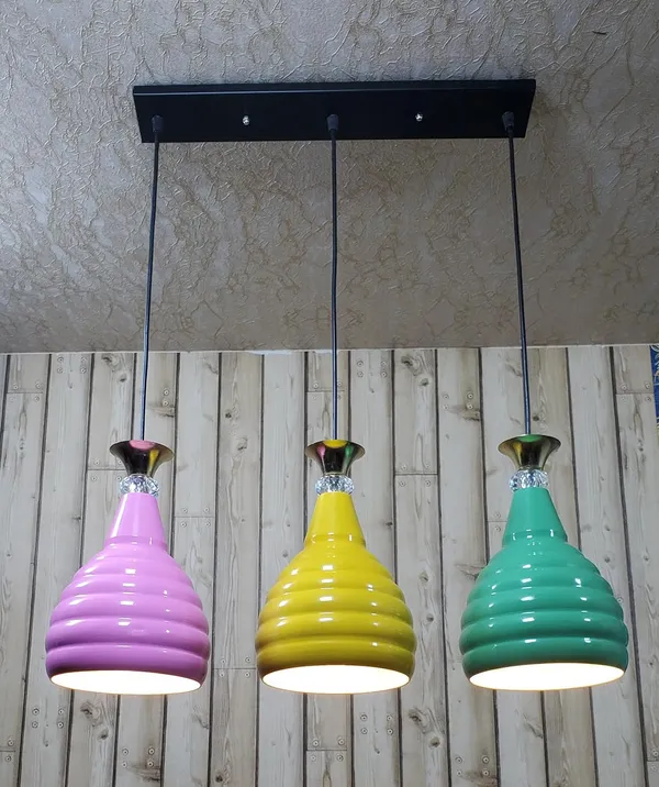 Aluminium_3_Light_Linear_Hanging_Kangura,_Dia_6.5_Inch_Shade_Light_(Pink,Yellow,Green)