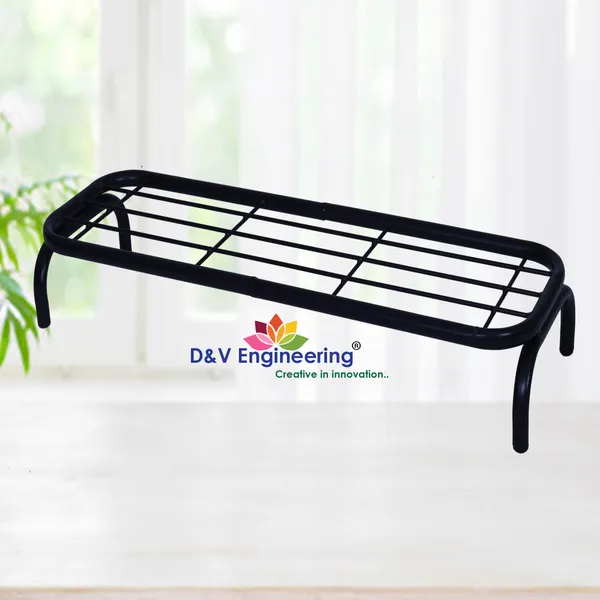 Metal_heavy_duty_plant_Pot_Stand,_Black,_26_Inch,_4_Pieces_-_Floor_Pot_Stand,_Metal_(DVPOT-03B-04)