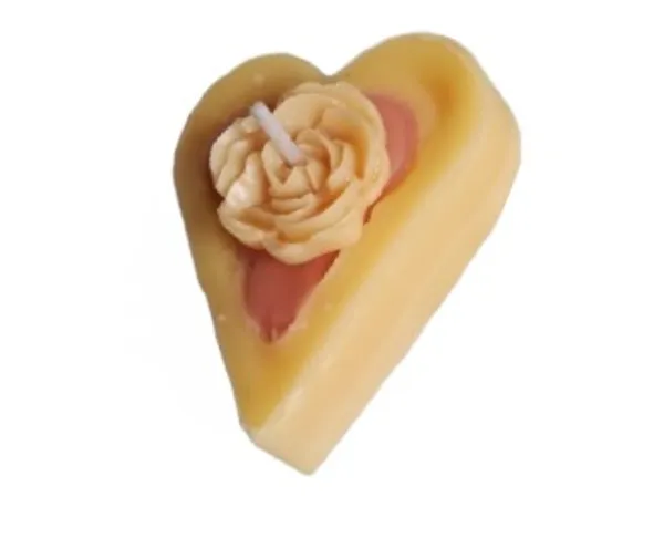 Pack_of_4_Peach_Soya_Wax_Lavender_Fragrance_Heart_Candle