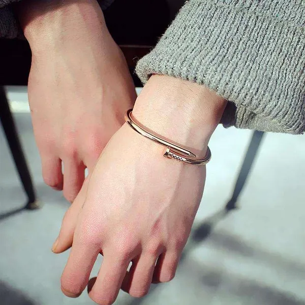 Rosegold_Khilli_Kada_for_Men_and_Women
