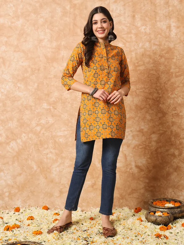 Mustard_Yellow_and_Green_Ajarakh_Printed_Tunic