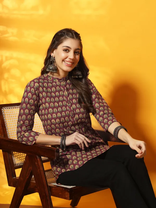 Brown_and_Mustard_Yellow_Floral_Bagru_Printed_Tunic