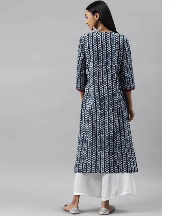 Blue_Ethnic_Printed_Embroidered_Straight_Kurta