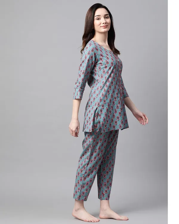 Blue_Floral_Printed_Night_Suit