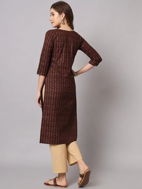 Brown_and_Beige_Ethnic_Printed_Kurta_Pants_Set
