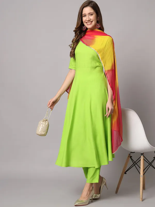 Fluorescent_Green_and_Red_Kurta_Pants_Set_with_Dupatta