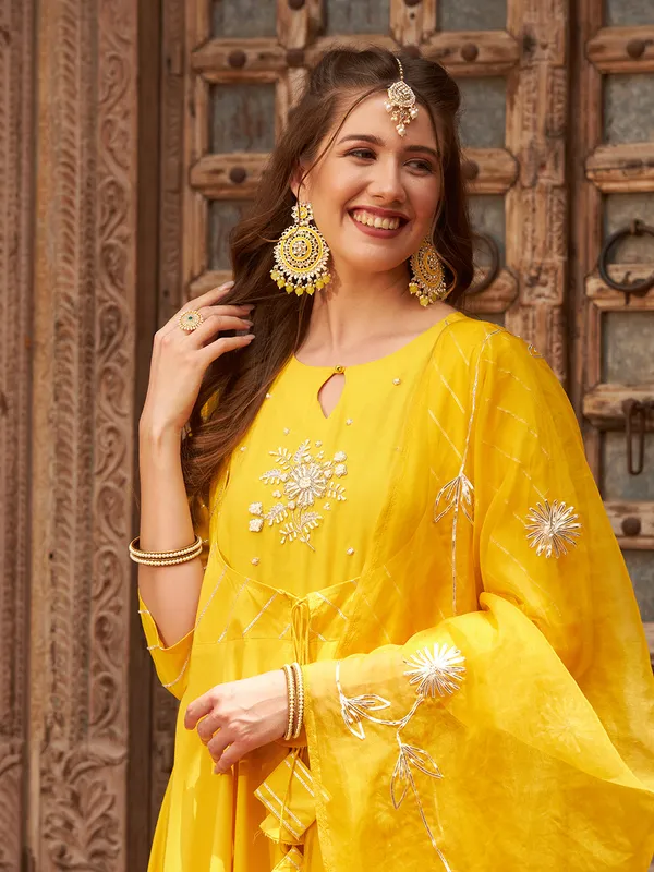 Yellow_Embroidered_Anarkali_Suit_Set_with_Dupatta