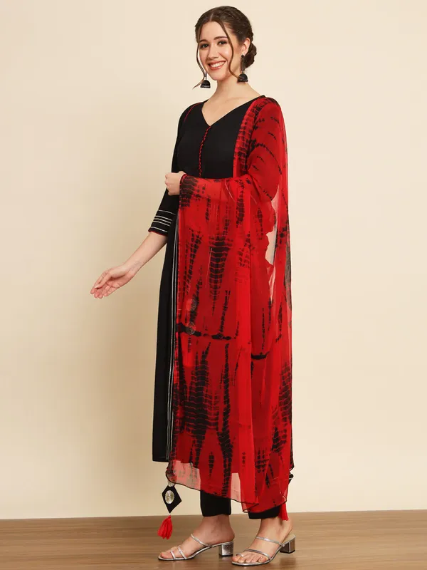 Black_and_Red_Flared_Suit_Set_with_Dupatta