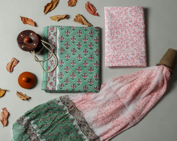 Booti_Print_of_Exclusive_Hand_Block_Print_Pure_Cotton_Suit_with_shiffon_Dupatta