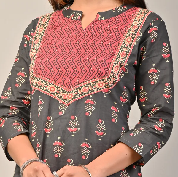 Printed_Cotton_Stitched_Suit_Set_with_Mulmul_Dupatta