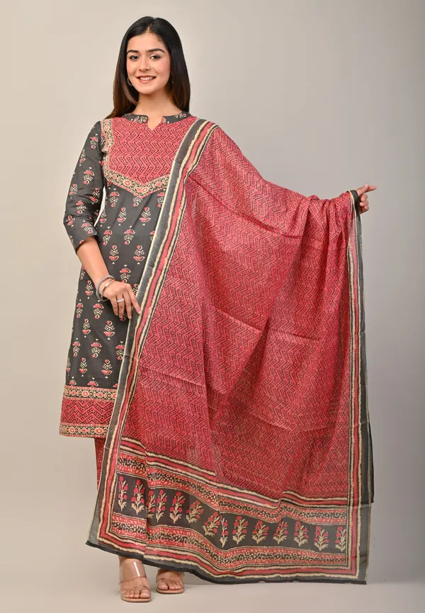 Printed_Cotton_Stitched_Suit_Set_with_Mulmul_Dupatta