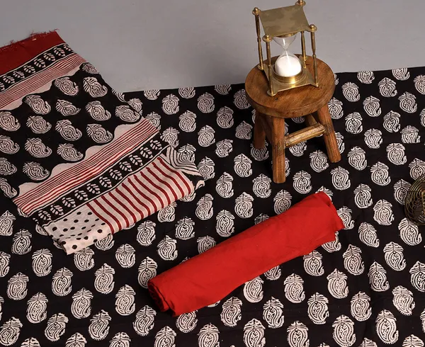 Exclusive_Hand_Block_Print_Pure_Cotton_Suit_with_Mulmul_Dupatta