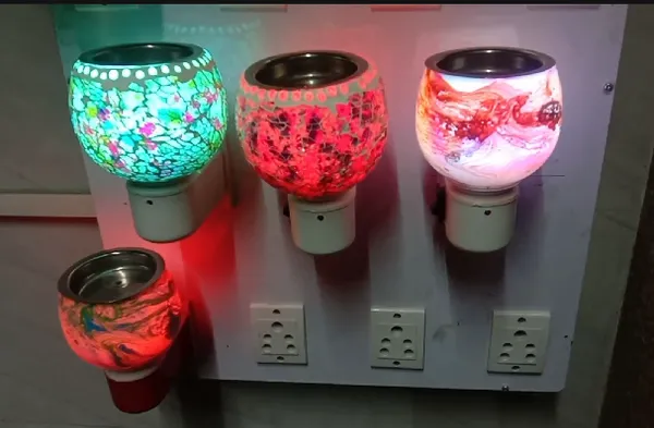 Multicolor_6_Taffan_Glass_Kapoor_Dani_With_Night_Lumps