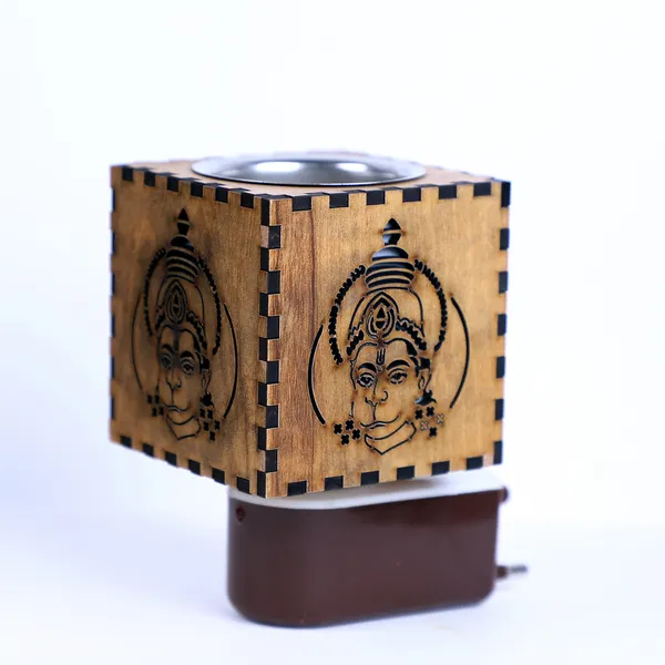 Wooden_Night_Lump_Hanuman_Kapoor_Dani