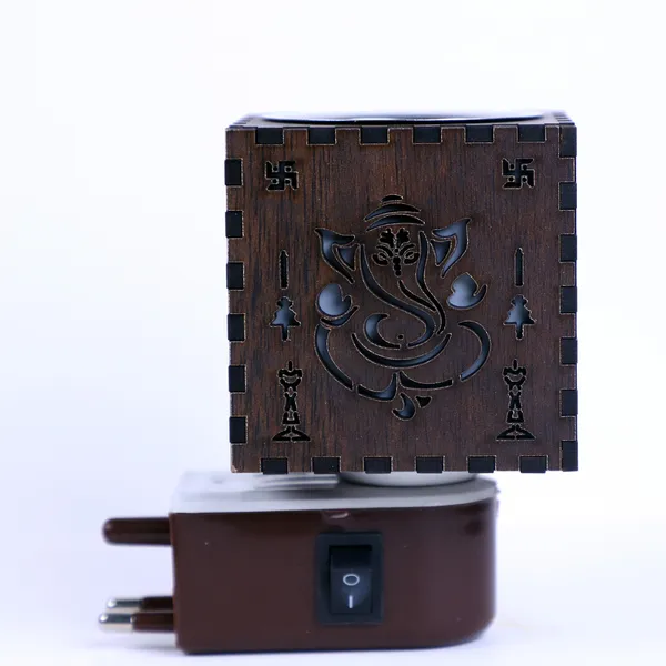 Wooden_Night_Lump_Ganesha_,Kapoor_Dani