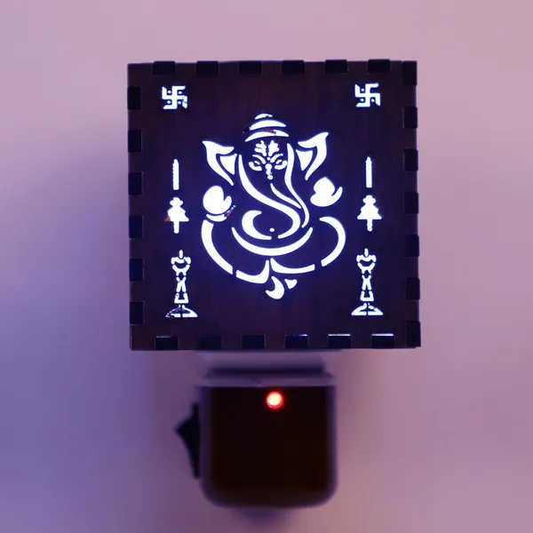 Wooden_Night_Lump_Ganesha_,Kapoor_Dani
