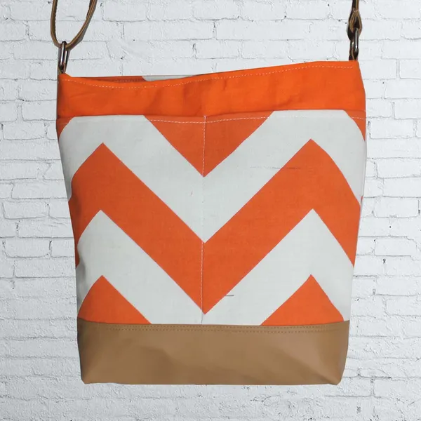 Pack_of_1_Piece_Cotton_Orange_Chevron_Printed_Hand_Bag_for_Girl,_Boy,_Men_and_Women