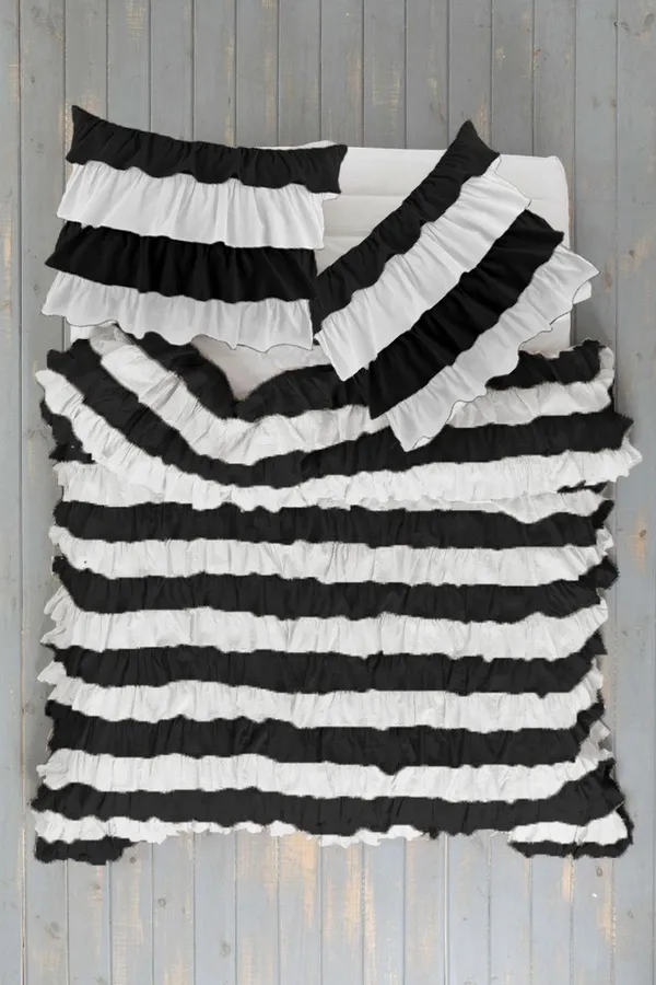 Pack_of_3_Pieces_Cotton_Ruffle_King_Single_Bedsheet_With_Pieces_Pillow_Cover_for_Bedroom,_Guest_Room,_Kids_Room