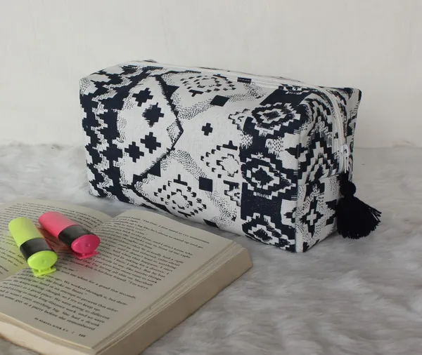Pack_of_1_Piece_Cotton_Ink_Blue_Printed_BlueStar_Collection_Travel_Organize_Pouch_for_Women,_Men,_Girls,_and_Boys