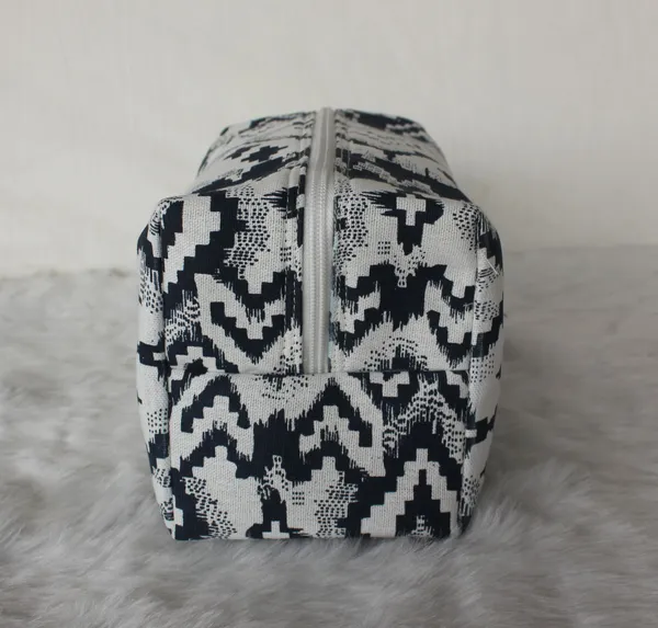 Pack_of_1_Piece_Cotton_Ink_Blue_Printed_BlueStar_Collection_Travel_Organize_Pouch_for_Women,_Men,_Girls,_and_Boys