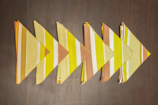 Pack_of_12_Pieces_Cotton_Yellow_Stripe_Printed_and_Plain_Napkin_Set_for_Dining_and_Kitchen
