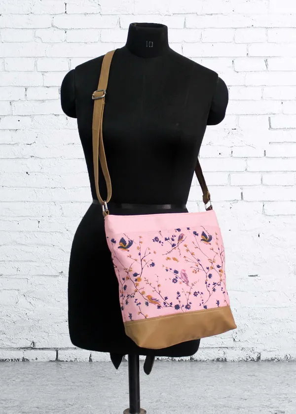 Pack_of_1_Piece_Cotton_Pink_Multi_Bird_Printed_Cream_Hand_Bag_for_Girl,_Boy,_Men_and_Women