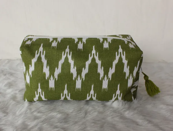 Pack_of_1_Piece_Cotton_Green_Printed_Waggel_Collection_Travel_Organize_Pouch_for_Women,_Men,_Girls,_and_Boys