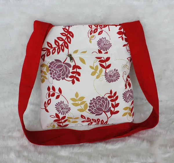 Pack_of_1_Piece_Cotton_Red_Big_Leaf_Printed_Collection_Crossbody_Messenger_Bag_for_Women,_Men,_Girl_&_Boy
