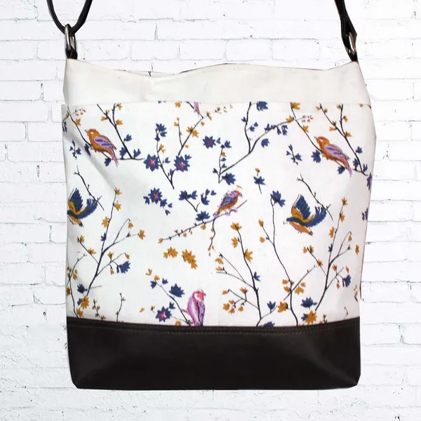 Pack_of_1_Piece_Cotton_Beige_Multi_Bird_Printed_Cream_Hand_Bag_for_Girl,_Boy,_Men_and_Women