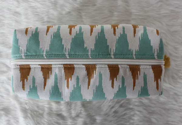 Pack_of_1_Piece_Cotton_Aqua_Khakhi_Printed_Ternion_Collection_Travel_Organize_Pouch_for_Women,_Men,_Girls,_and_Boys