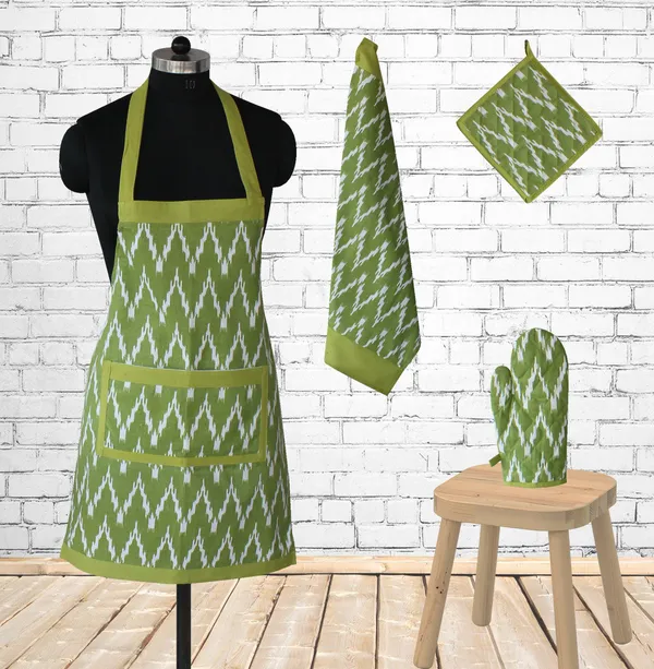 Pack_of_4_Pieces_Cotton_Green_Waggle_Printed_Collection_Apron_Set_for_Kitchen_for_Women_Men_Girl_and_Boy