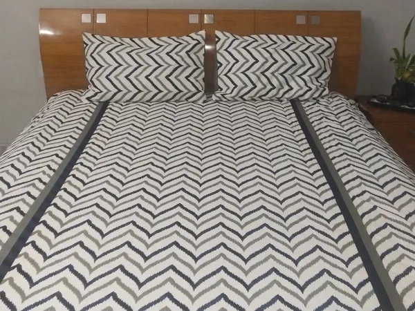 Pack_of_3_Pieces_Cotton_Black_Double_Iket_Printed_Bedsheet_With_Pillow_Cover_for_Bedroom,_Guest_Room,_Kids_Room