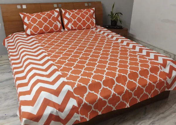 Pack_of_3_Pieces_Cotton_Orange_Ogee_Chevron_Printed_Bedsheet_With_Pillow_Cover_for_Bedroom,_Guest_Room,_Kids_Room