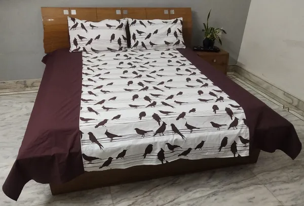 Pack_of_3_Pieces_Cotton_Brown_Bird_Printed_Bedsheet_With_Pillow_Cover_for_Bedroom,_Guest_Room,_Kids_Room