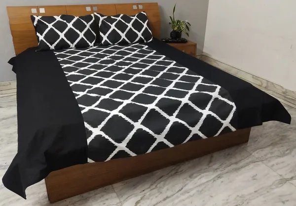 Pack_of_3_Pieces_Cotton_Black_Ikat_Printed_Bedsheet_With_Pillow_Cover_for_Bedroom,_Guest_Room,_Kids_Room