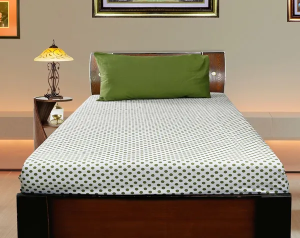 Pack_of_2_Pieces_Cotton_Green_Polka_Dot_Printed_Single_Bedsheet_With_Pillow_Cover_for_Bedroom,_Guest_Room,_Kids_Room