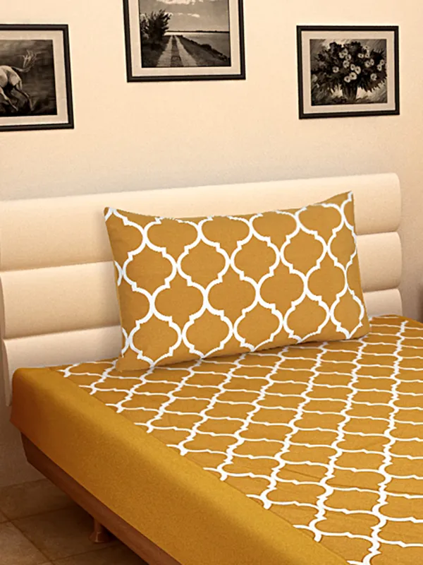Pack_of_2_Pieces_Cotton_Yellow_Ogee_Printed_Single_Bedsheet_With_Pillow_Cover_for_Bedroom,_Guest_Room,_Kids_Room