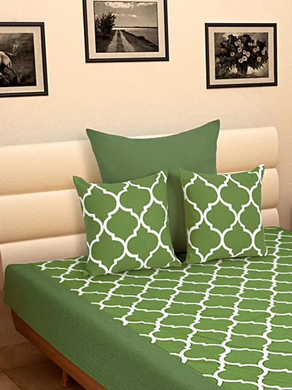 Pack_of_4_Pieces_Cotton_Green_Ogee_Printed_Single_Bedsheet_With_Sham_Cover_and_Cushion_Cover_for_Bedroom,_Guest_Room,_Kids_Room