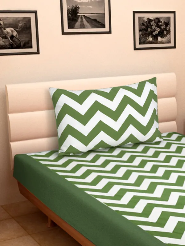Pack_of_2_Pieces_Cotton_Green_Chevron_Printed_Single_Bedsheet_With_Pillow_Cover_for_Bedroom,_Guest_Room,_Kids_Room