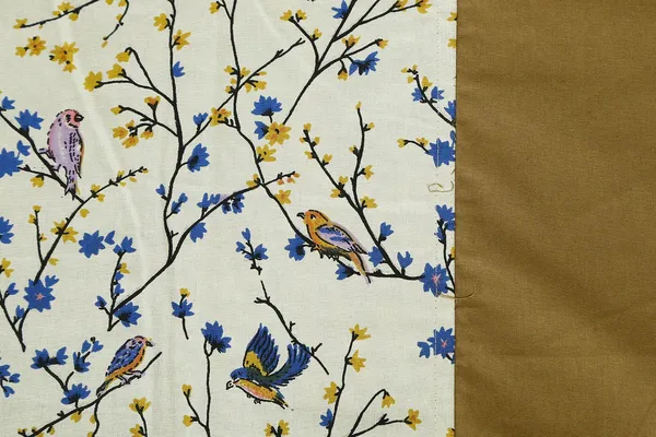 Pack_of_2_&_3_Pieces_Cotton_Beige_Mini_Bird_Cotton_Printed_Bedsheet_Set_With_Pillow_Covers_for_Bedroom,_Guest_Room,_Kids_Room