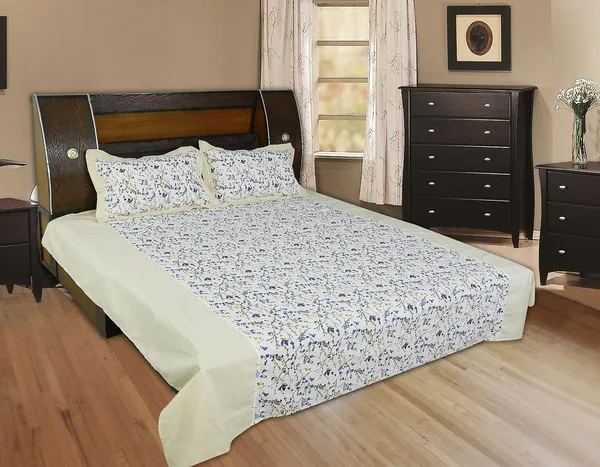 Pack_of_2_&_3_Pieces_Cotton_Cream_Mini_Bird_Cotton_Printed_Bedsheet_Set_With_Pillow_Covers_for_Bedroom,_Guest_Room,_Kids_Room