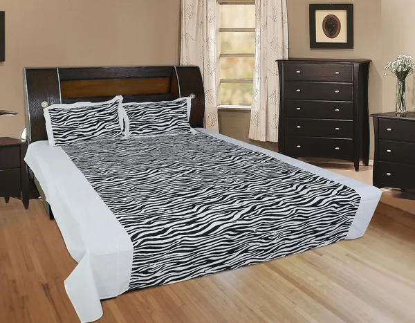 Pack_of_2_&_3_Pieces_Cotton_White_Zebar_Printed_Bedsheet_Set_With_Pillow_Covers_for_Bedroom,_Guest_Room,_Kids_Room