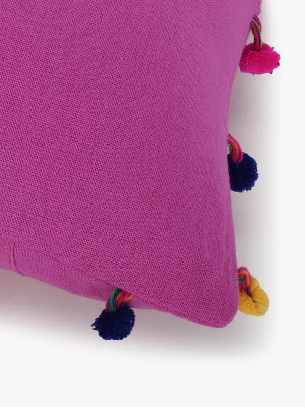 Pack_of_2_Pieces_Cotton_Rani_Pompom_Cushion_Cover_For_Living_Room_and_Bedroom