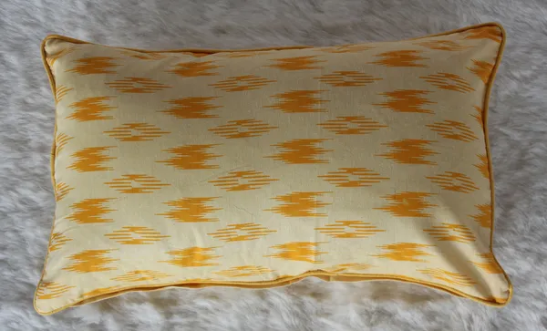 Pack_of_2_Pieces_Cotton_Yellow_Pochampaaly_Weave_Ikat_Printed_Cushion_and_Pillow_Cover_For_Living_Room_and_Bedroom