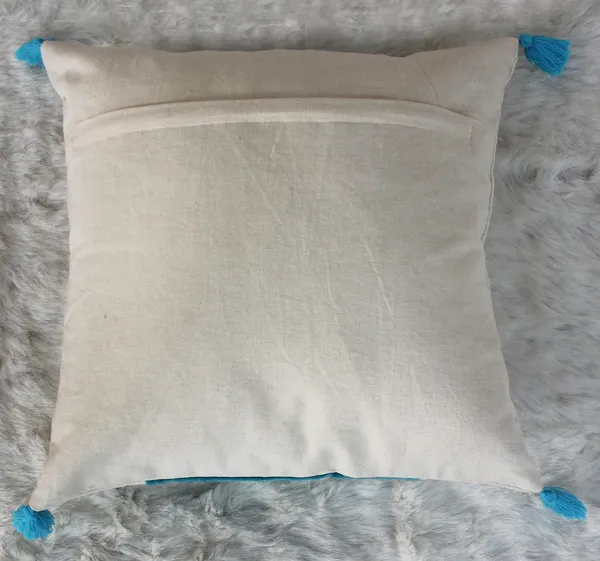 Pack_of_2_Pieces_Cotton_Turquoise_Paradise_Velvet_With_Tassel_Collection_Cushion_and_Pillow_Cover_for_Living_Room_and_Bedroom