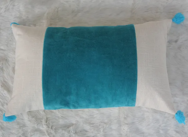 Pack_of_2_Pieces_Cotton_Turquoise_Paradise_Velvet_With_Tassel_Collection_Cushion_and_Pillow_Cover_for_Living_Room_and_Bedroom